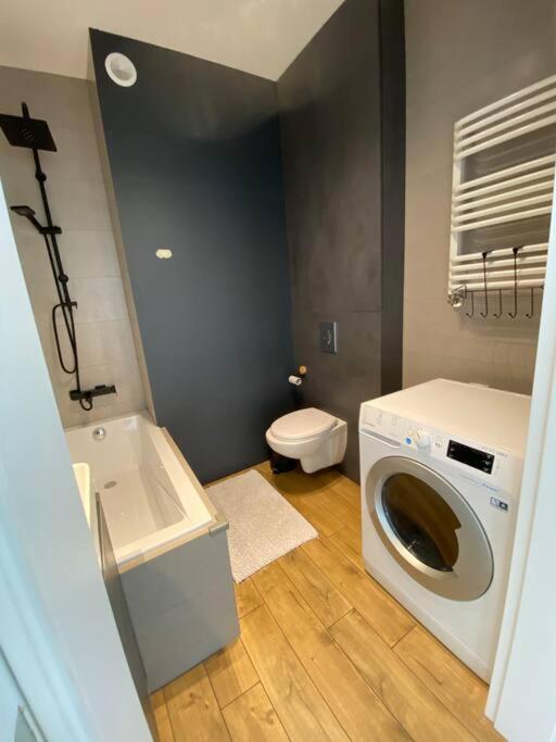 Apartment Nowe 3 Pokojowe Mieszkanie Z Duzym Tarasem Kalisz (Greater Poland)